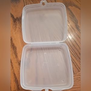 Tupperware Sandwich Keepers NWT SET/2
